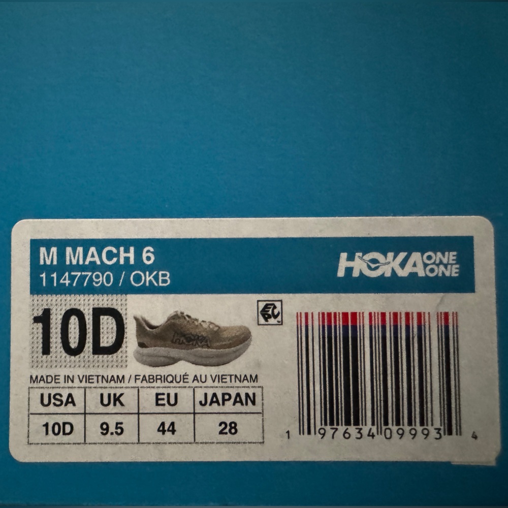 HOKA Men’s Mach 6 Sneaker